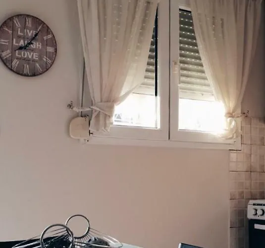 Nanaapartments Peraía