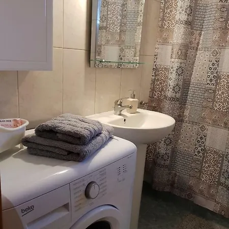 Nanaapartments Peraía