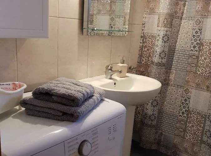 Nanaapartments Peraía
